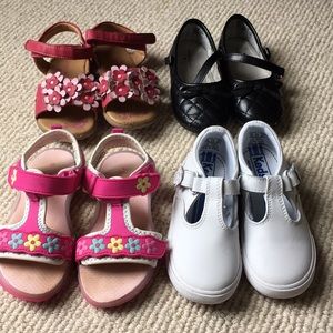 Bundle of size 9 shoes